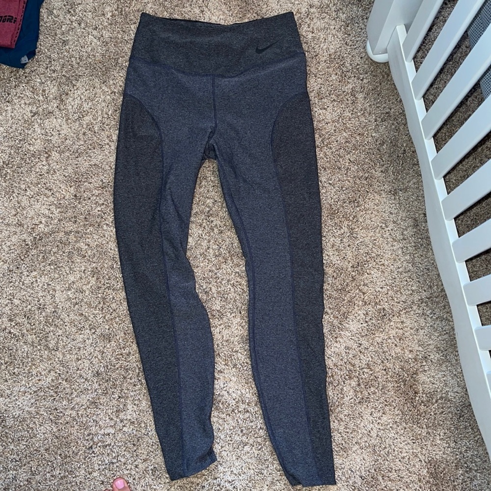 Nike leggings